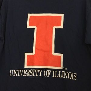Comfort Colors Tops - NWOT University of Illinois T-Shirt Comfort Colors Tops - NWOT University of Illinois T-Shirt